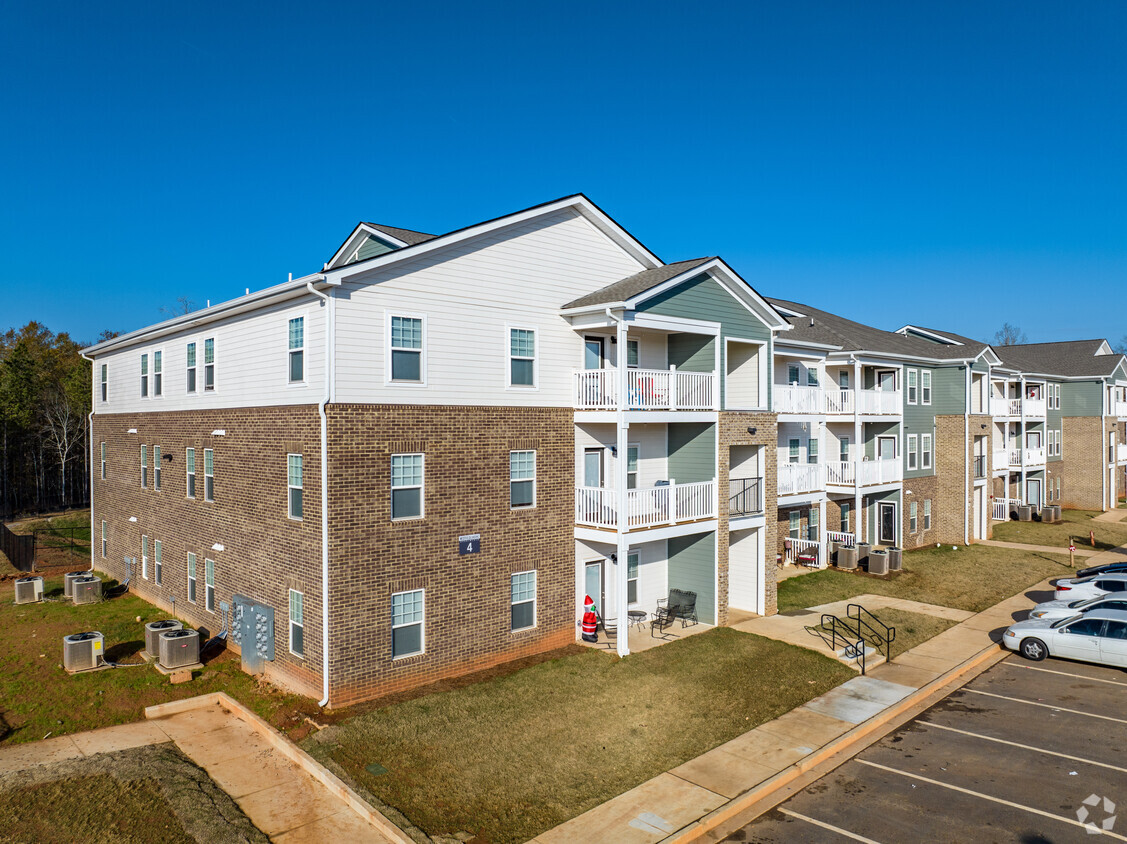 Primary Photo - Westfield Landing Apartments