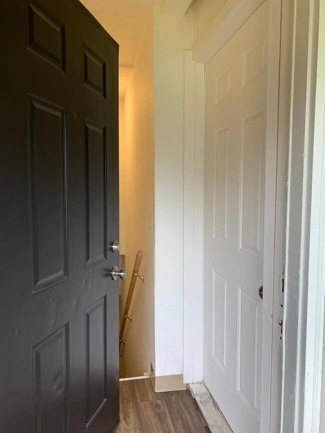 Photo - KHK-6513 A-C Apartment