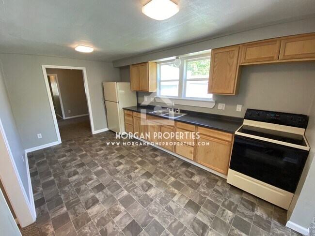 Foto del edificio - 607 Coventry Dr