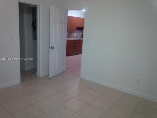 Building Photo - 890 NW 45th Ave