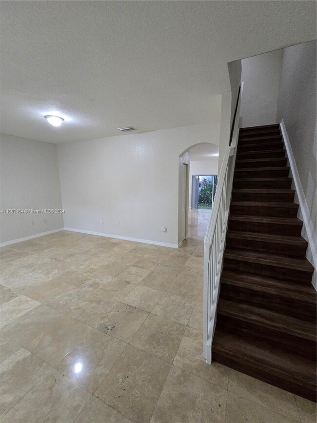 Foto del edificio - 14067 SW 49th Ct