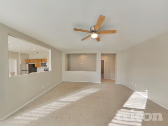 Foto del edificio - 883 E Dust Devil Cir