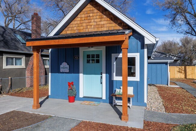 Foto del edificio - Beautifully remodeled bungalow