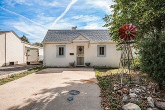 Building Photo - 4454 S Elati St