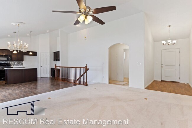 Building Photo - 3 br, 2 bath House - 73944 - 3186 W 5625 S