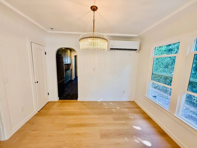 Foto del edificio - 3774 S Gramercy Pl