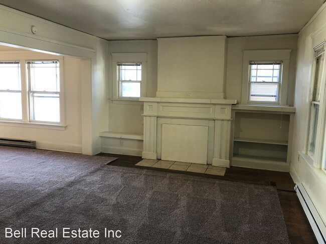 Foto del edificio - 3 br, 1.5 bath House - 1348 Oak Street