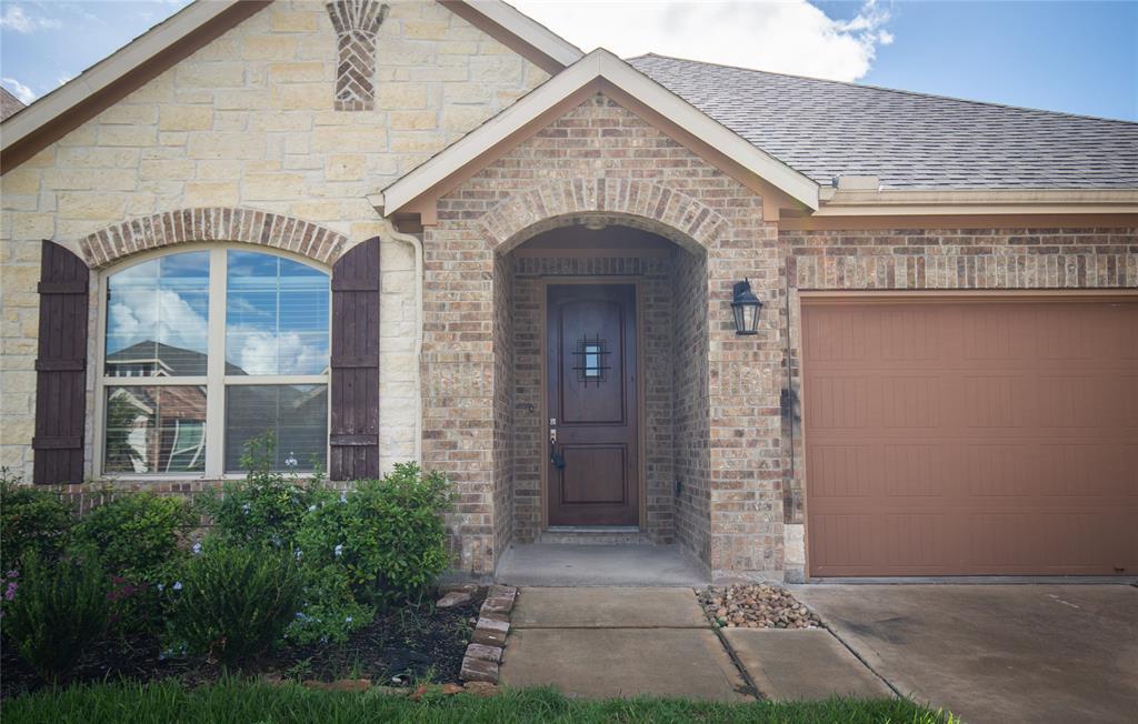 Primary Photo - 311 Lockridge Hill Ln