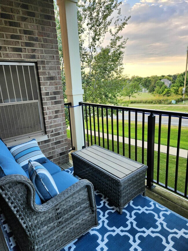 Foto del edificio - 9328 Silverstone Ln