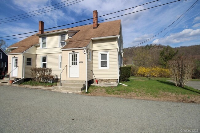 Foto del edificio - 4 School House Ln
