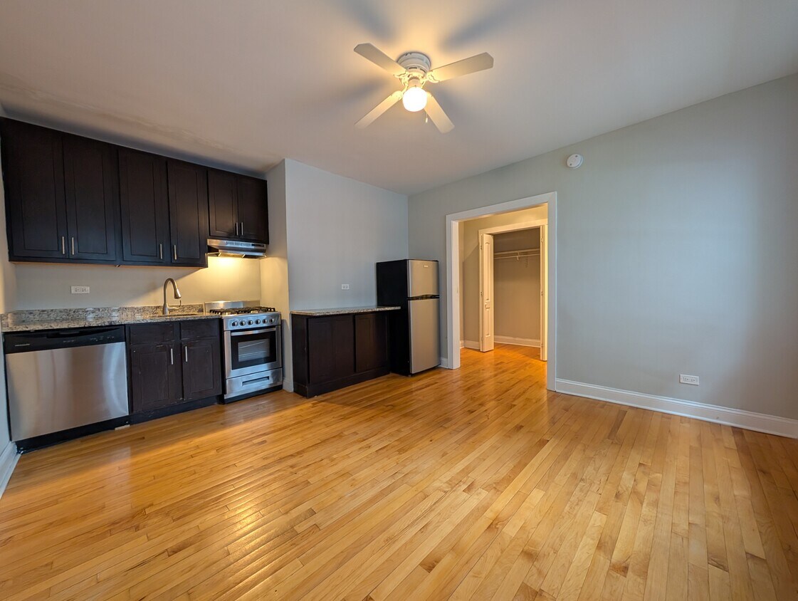 Foto principal - 618 W Patterson Ave