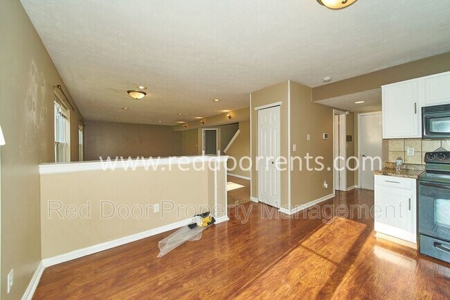 Foto del edificio - 5729 Decatur Ridge Dr
