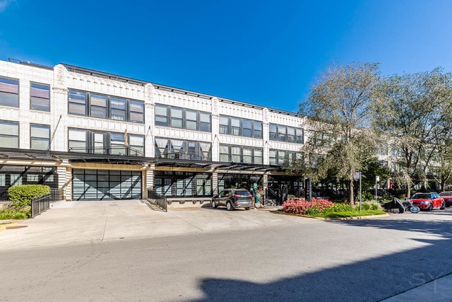 Building Photo - 1150 W 15th St
