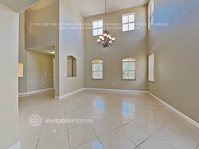 Foto del edificio - 12141 SW 122nd Path