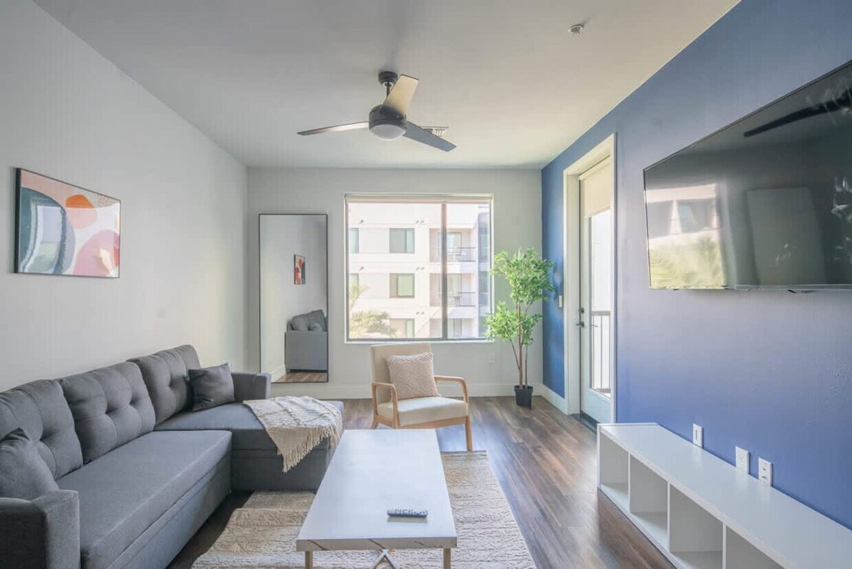 Foto principal - 701 W Rio Salado Pkwy