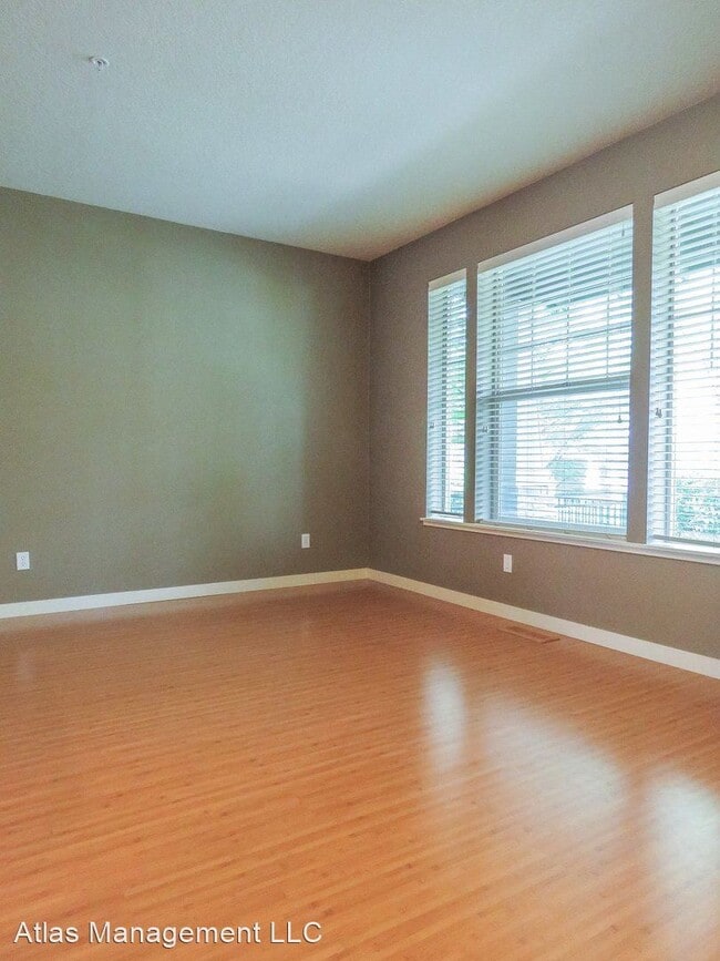 Building Photo - 2 br, 2.5 bath House - 4852 NW Olivares Ter.