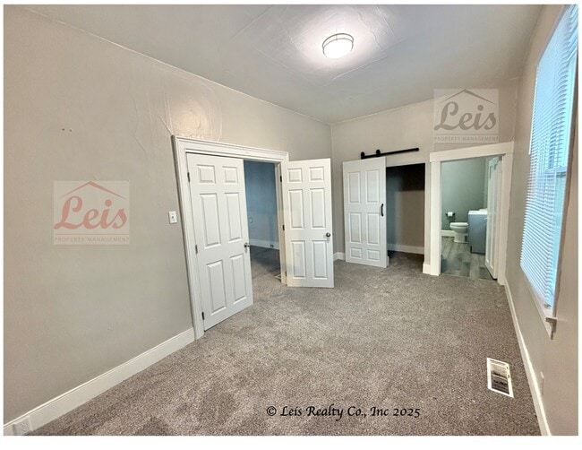 Foto del edificio - 301 E Canal St