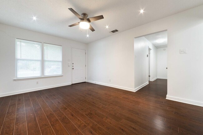 Foto del edificio - 205 Chippendale Ave
