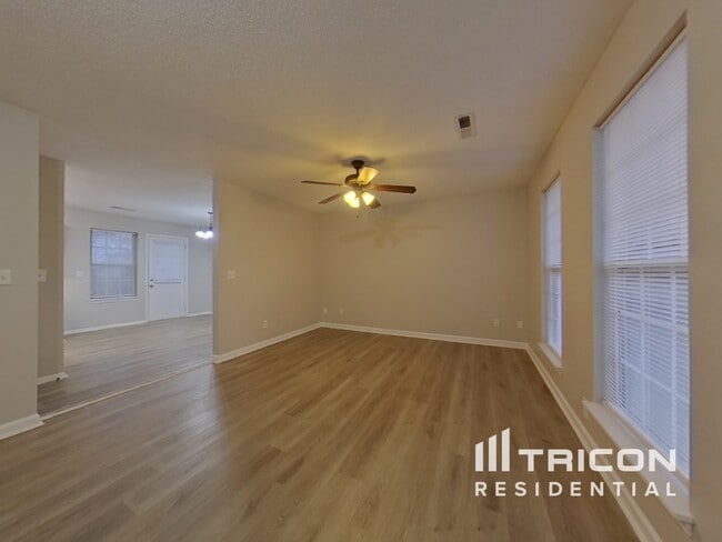 Building Photo - 77 Waterford Drive Villa Rica GA