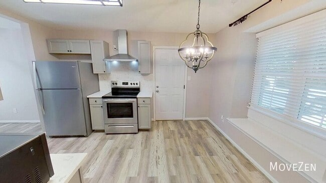 Building Photo - 4601 Kresson Pl