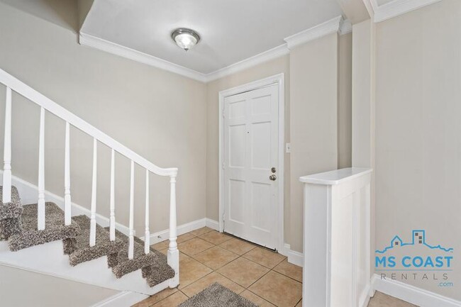 Building Photo - 387 Debuys Rd