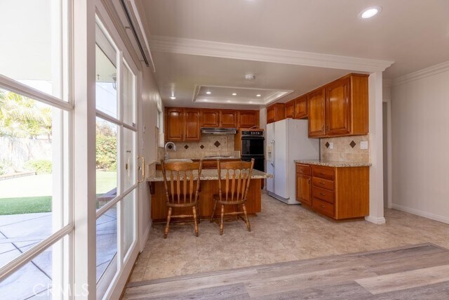 Foto del edificio - 16309 Livingstone St