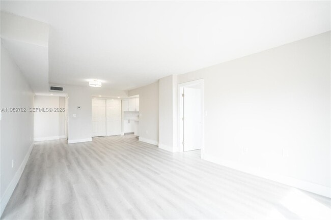 Foto del edificio - 6960 Rue Vendome