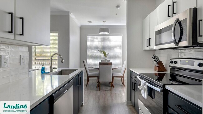 Foto del edificio - 1215 W Slaughter Ln