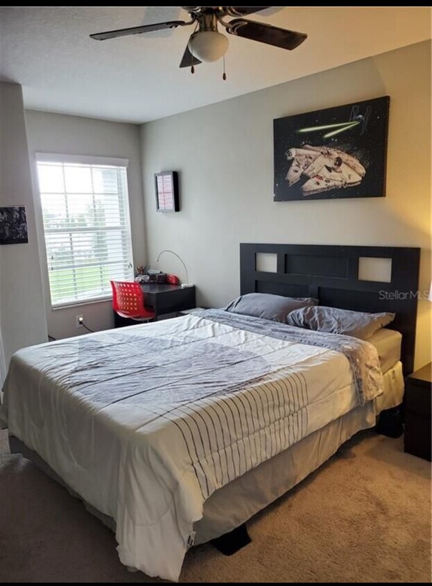 Foto principal - 10522 Lake Montauk Dr