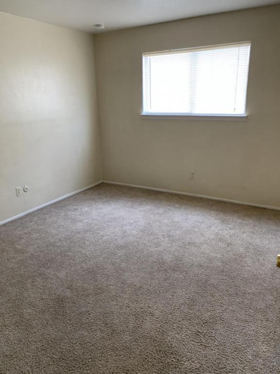 Foto del edificio - 3409 Crest Ave