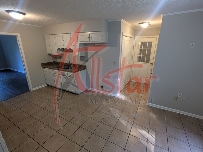 Building Photo - 7400 Pintail Dr