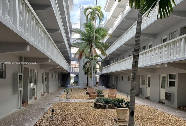 Foto del edificio - 329 SE 3rd St