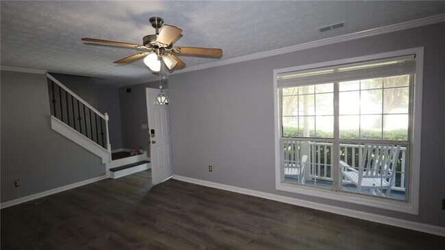 Building Photo - 455 Saddle Bow Dr