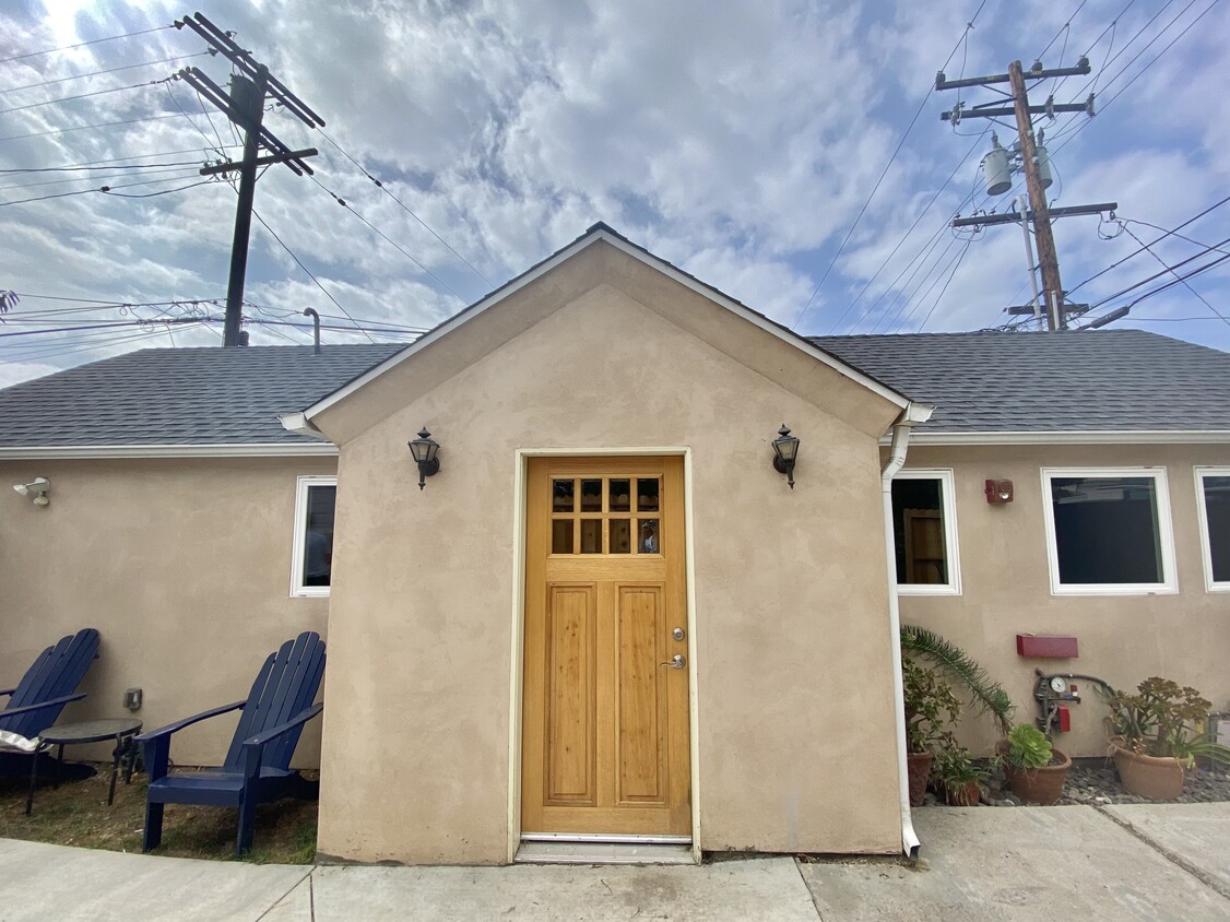 Primary Photo - 2142 23rd St