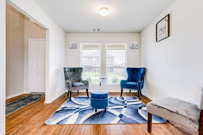 Building Photo - 7223 Foxwood Mist Trl