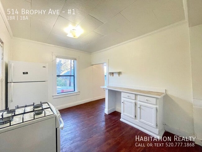Building Photo - 514 Brophy Ave