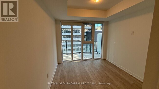 Building Photo - 634 Church St