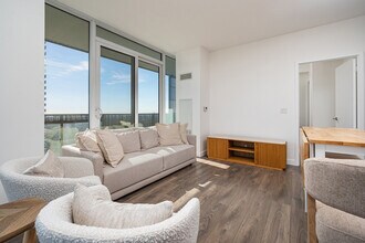 Building Photo - 8 Eglinton Ave E