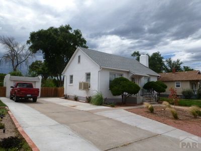 Foto del edificio - 427 Gaylord Ave