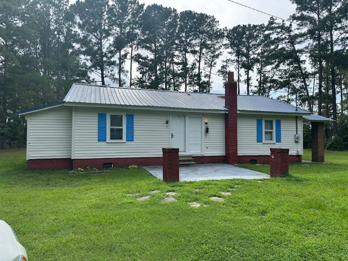 Foto principal - 2688 Old Vance St