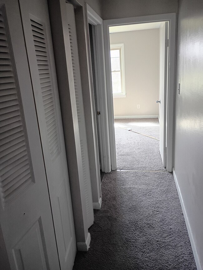 Pasillo - 217 Hooton Blvd