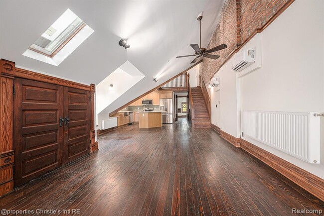 Foto del edificio - 701 W Canfield St