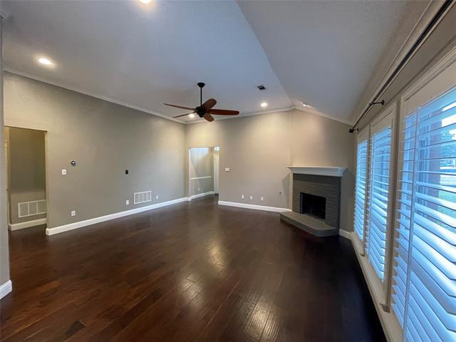 Building Photo - 2828 Ranchero Way