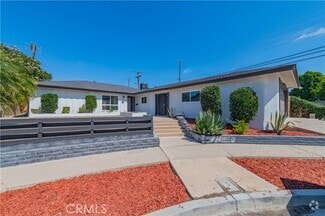 Building Photo - 3202 Montana Ave