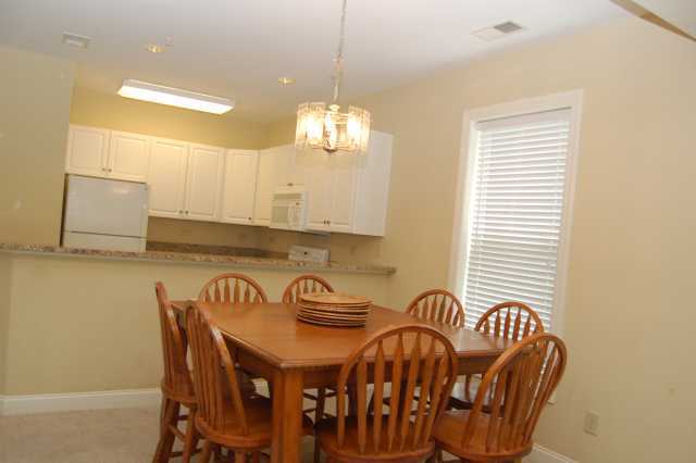 Foto del edificio - 3 Bedroom Condo in World Tour