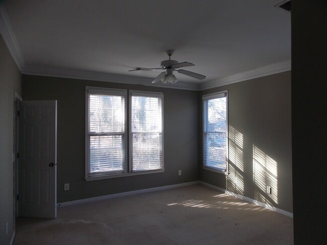 Foto del edificio - 1378 Lucile Ave SW