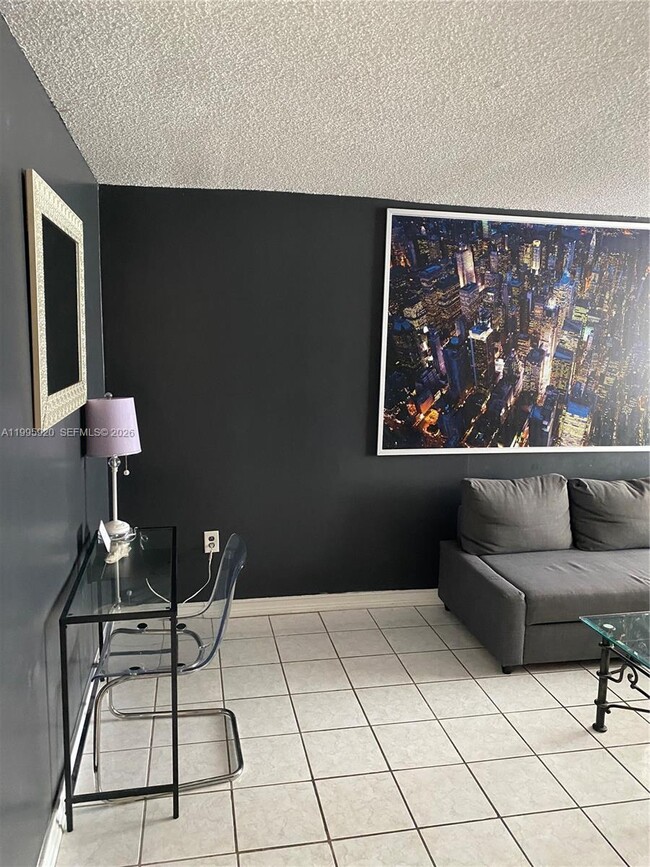 Foto del edificio - 1732 Meridian Ave