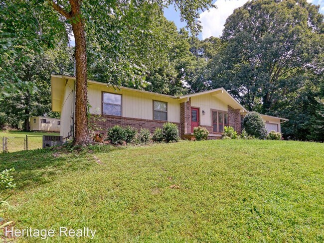 Building Photo - 3 br, 2 bath House - 402 Harrow Road