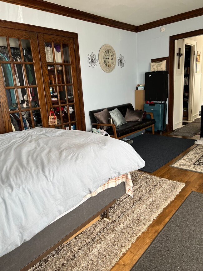 Foto del edificio - 318-320 N 12th Ave E