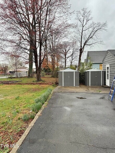 Foto del edificio - 1669 E Sevier Ave